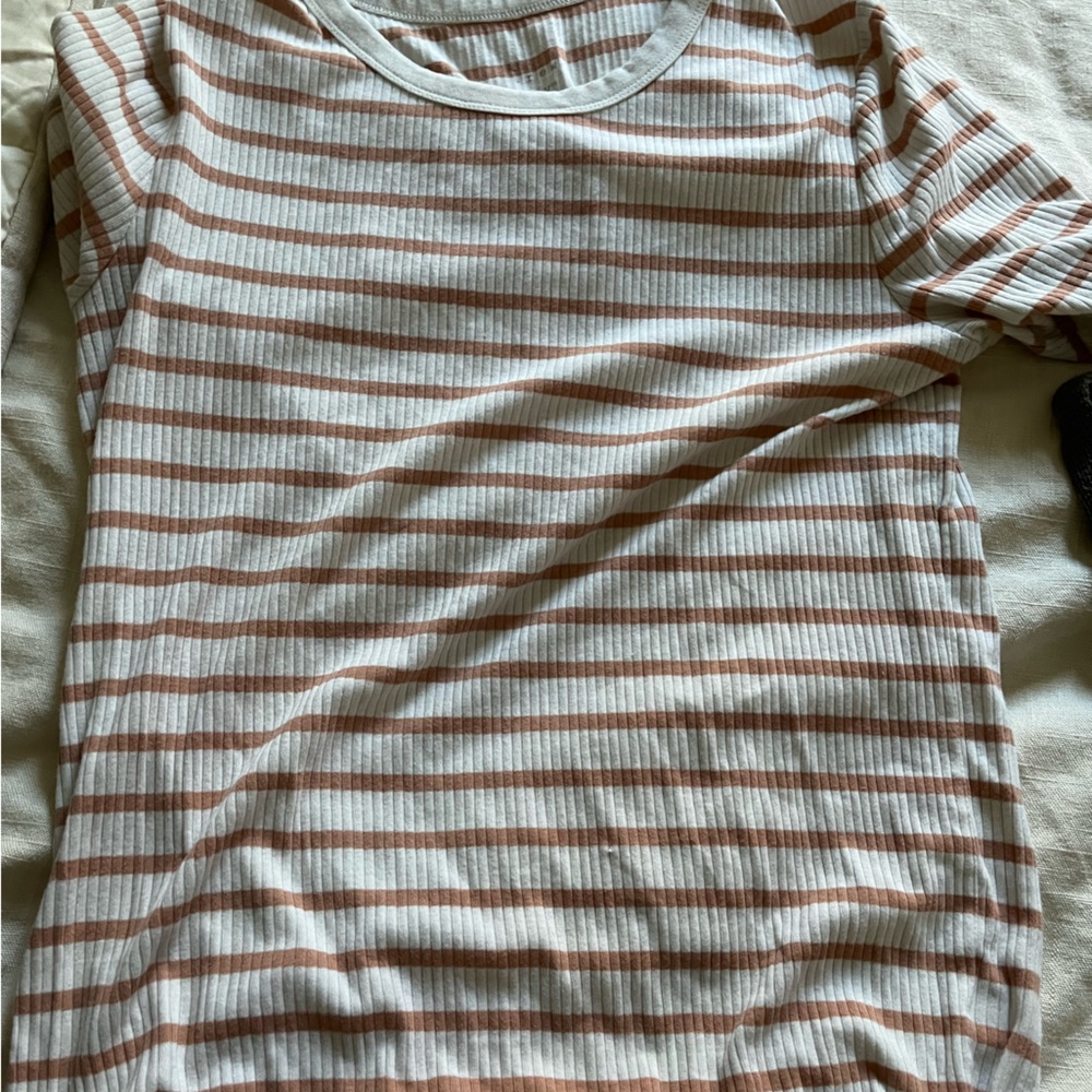 Short sleeve T